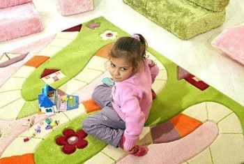 dywan w pokoju dziecka